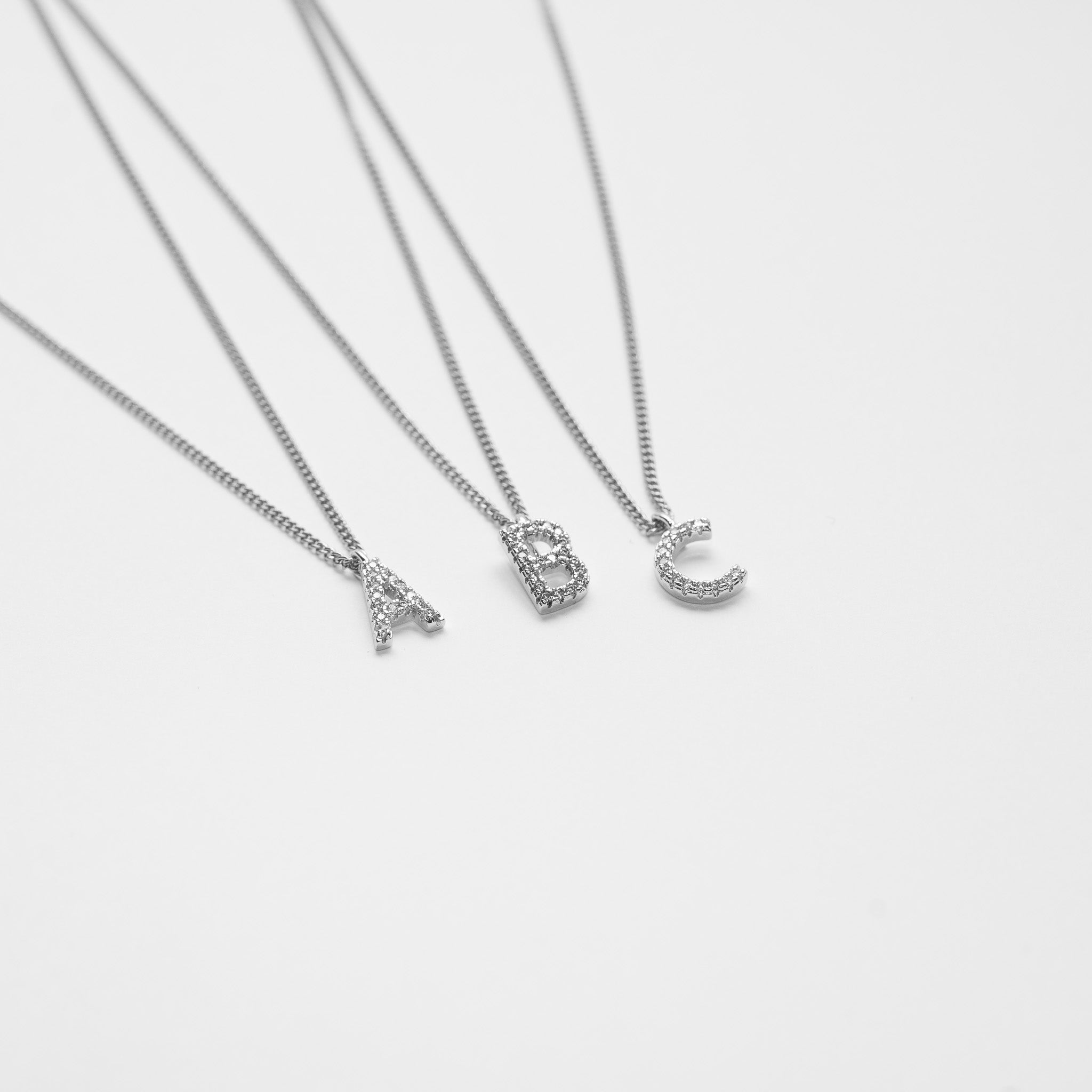 LETTER KETTING MET ZIRCONIA