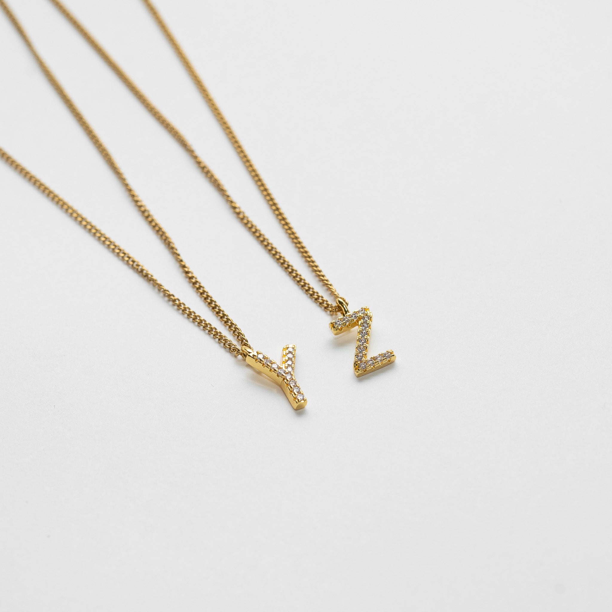 LETTER KETTING MET ZIRCONIA - VERGULD