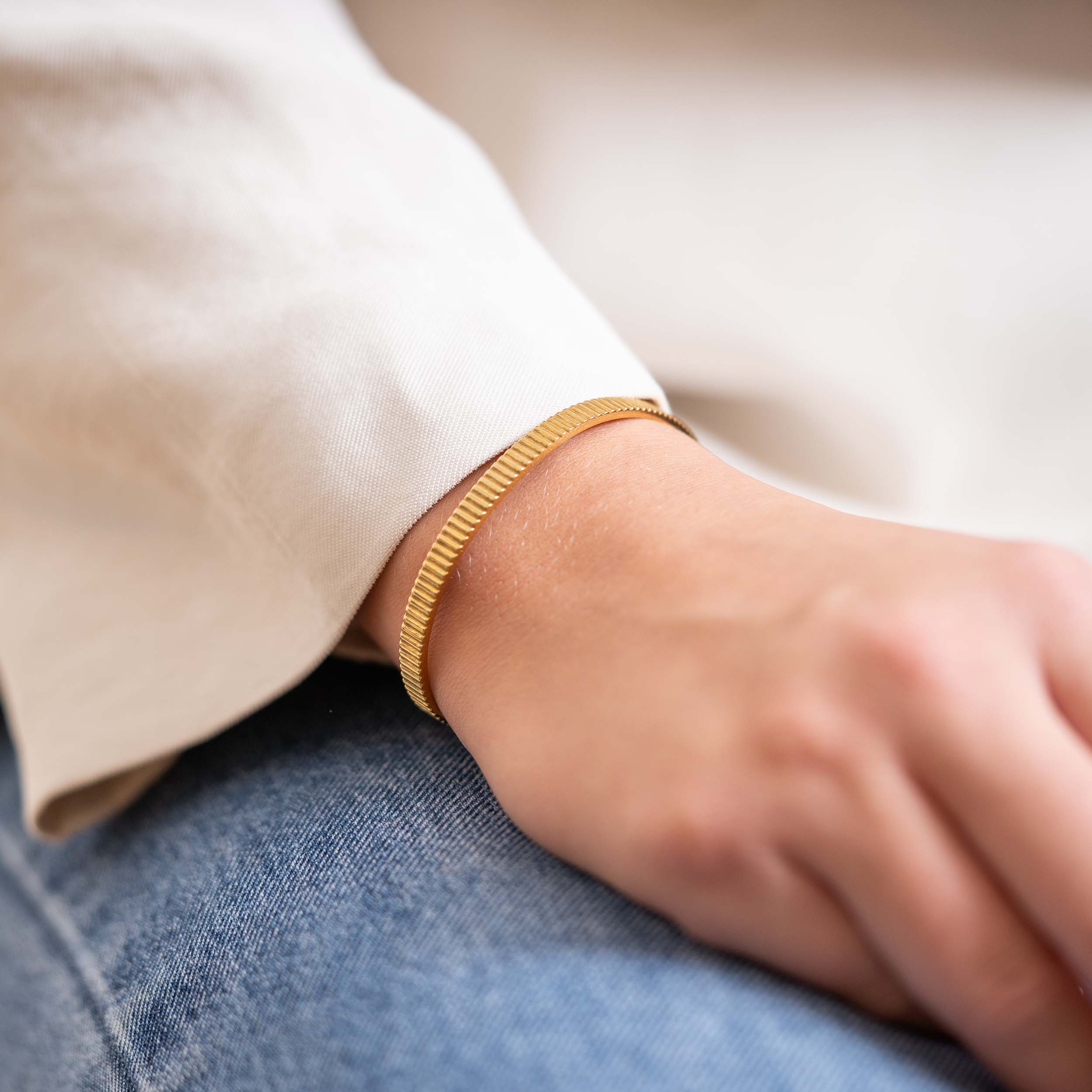 SCANDINAVIA ARMBAND - VERGULD