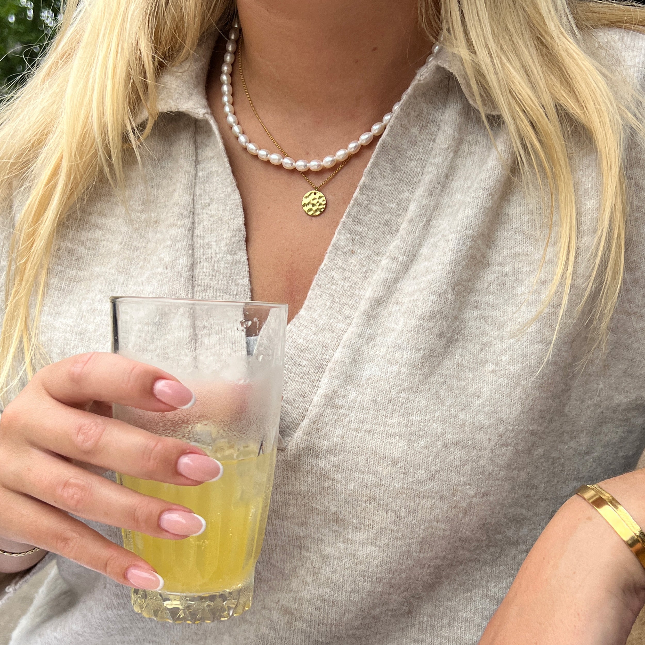 02 GEHAMERDE KETTING - VERGULD