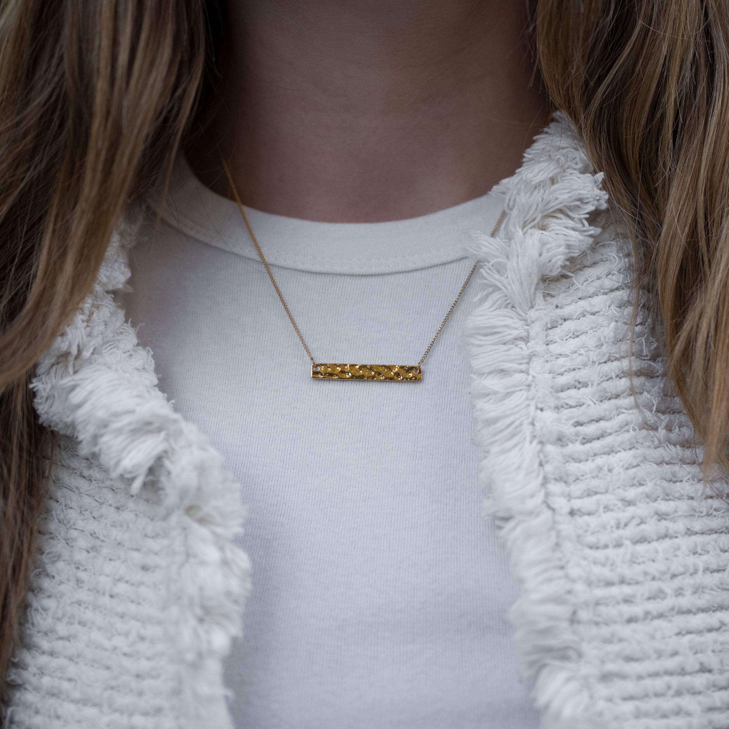 03 GEHAMERDE KETTING - VERGULD