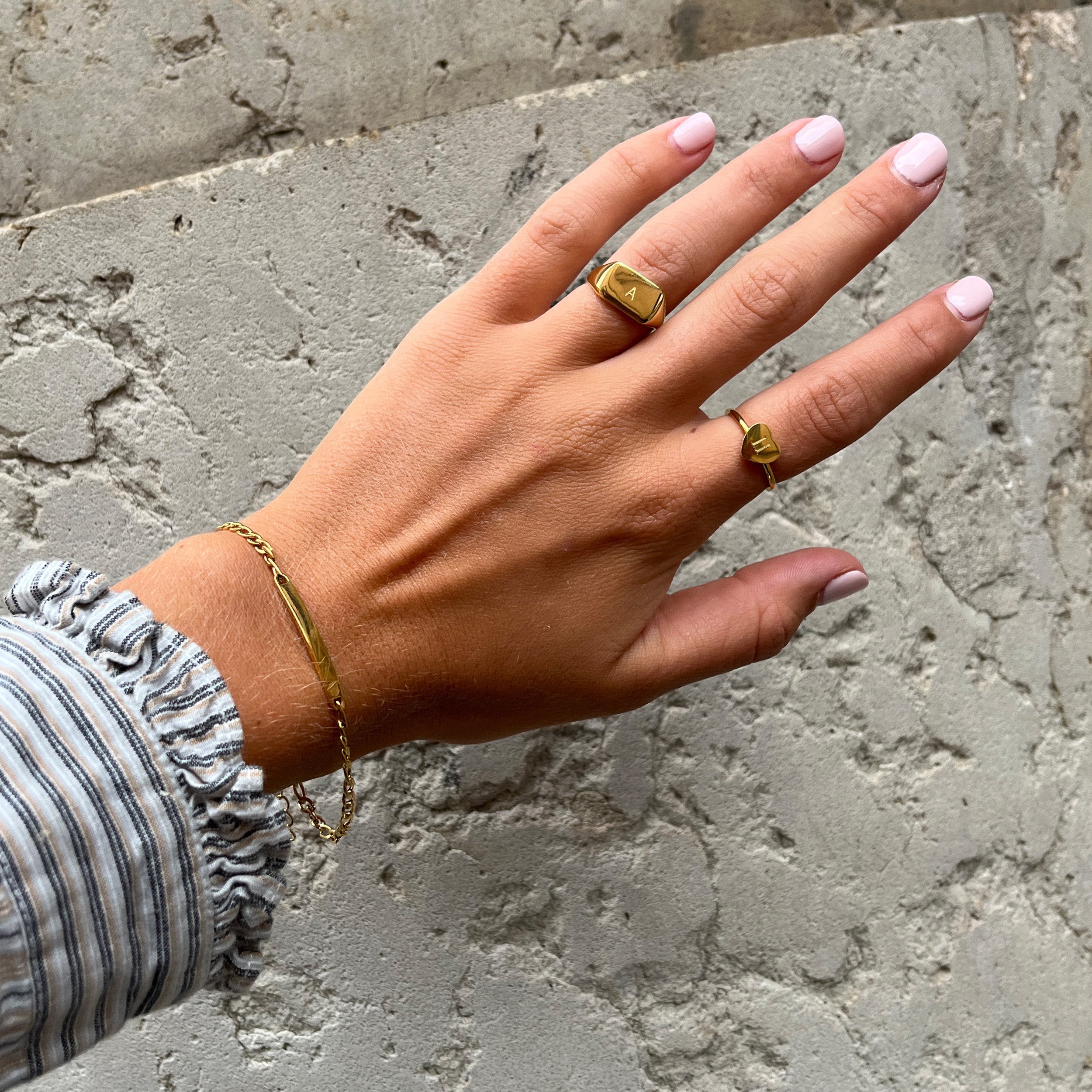 SIGNET RING 02 - VERGULD